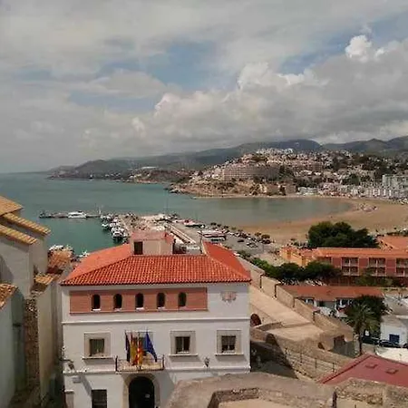A H Castillo * Peniscola